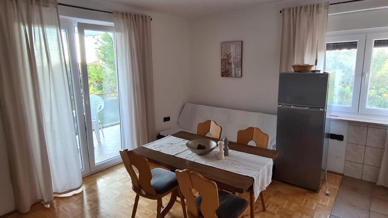 Apartmani Jelena Petrcane Luaran gambar