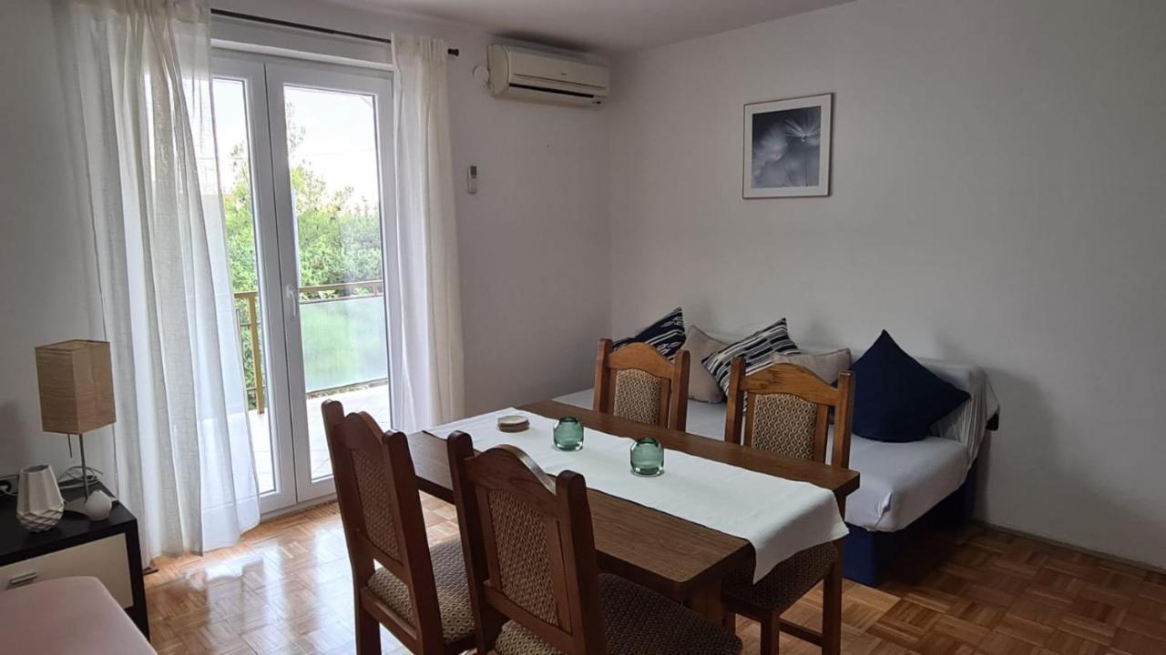 Apartmani Jelena Petrcane Luaran gambar